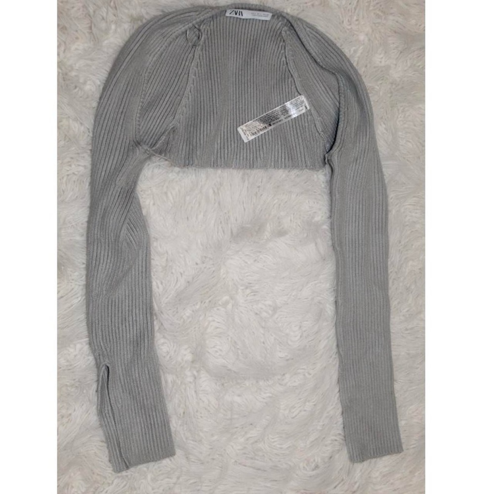 Zara Sleeve Top